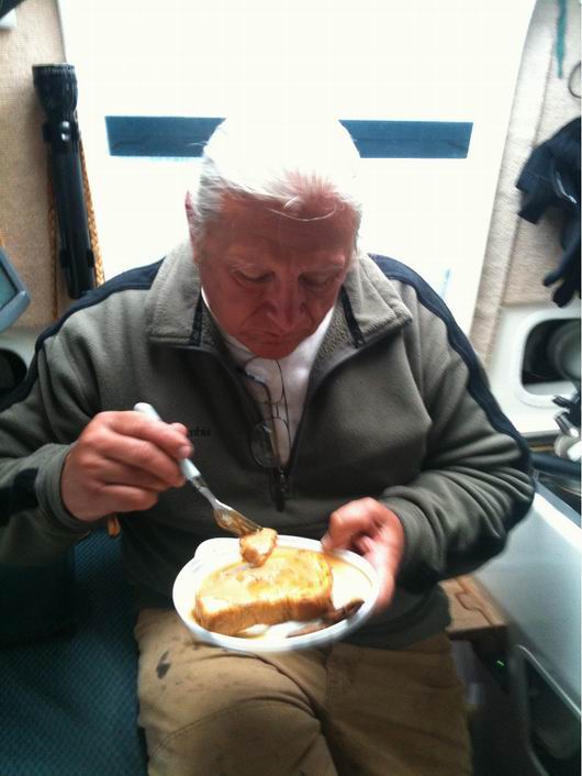 Tommy's makes the world's best French Toast, all in a pan just barely large enough to hold a single piece of bread.